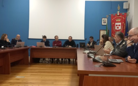 Discussione sull’ordinanza di via Vittorio Veneto: si valuta una Ztl