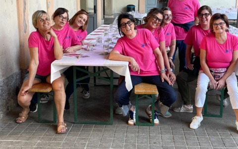 Cena in Rosa: Unione tra sport e solidarietà a Cassano d’Adda