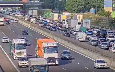 Incidente sull’autostrada A4, traffico congestionato tra Capriate e Dalmine