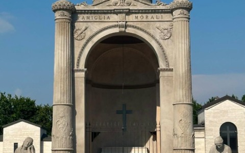 Capriate dedica un monumento alle vittime del Covid