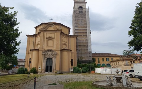 Il campanile di Albignano torna a risplendere dopo il restauro