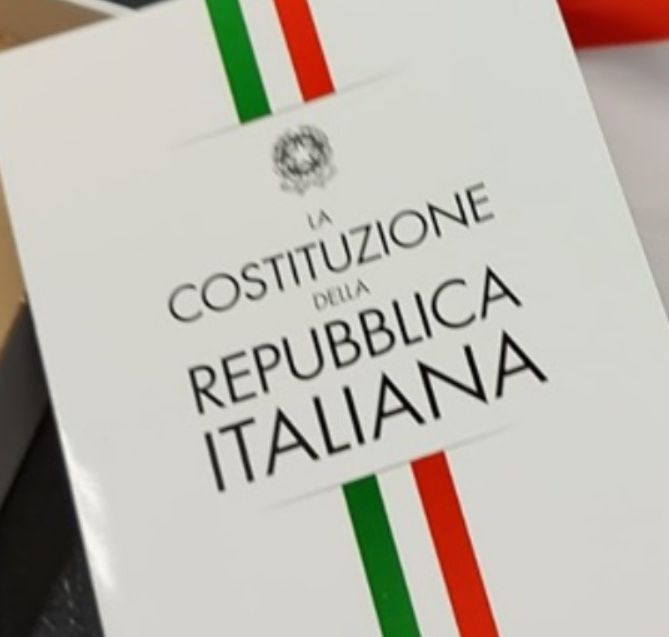Reading letterario e consegna della Costituzione per gli 80 anni della Repubblica