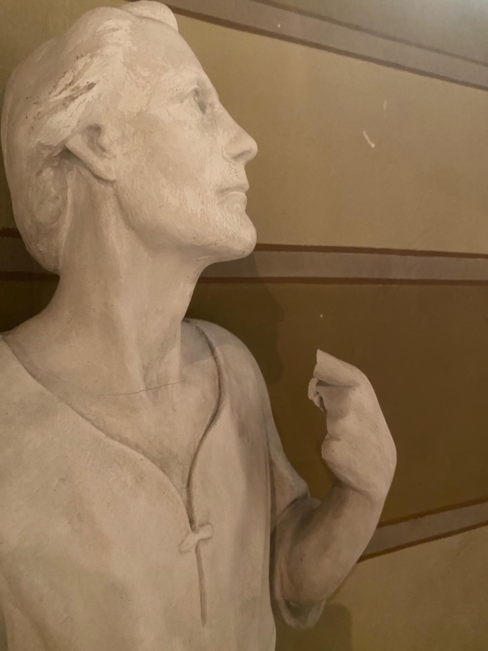 Un mese per il restauro delle statue danneggiate dai ladri