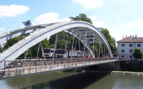 Eseguiti test di carico sul ponte, nuove verifiche a settembre